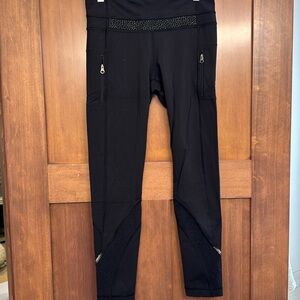 Lululemon leggings size 6